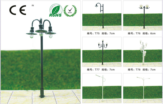 Κίνα Φωτεινή κλίμακα πρότυπο Lamppost 5.5cm οδών t53-συνήθειας 6V για το σχεδιάγραμμα τραίνων HO προμηθευτής