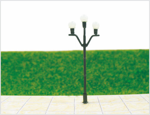 Κίνα T72 Custom 6V Billboard Street πλαστικών κλίμακας μοντέλο Lamppost για σιδηροδρομικές HO διατάξεις 7 cm προμηθευτής