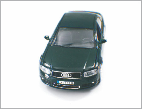 1/24 Diecast πρότυπα αυτοκίνητα κλίμακας συνήθειας κραμάτων φωτεινά μαύρα Audi A8 ως σπίτι Decoratio προμηθευτής