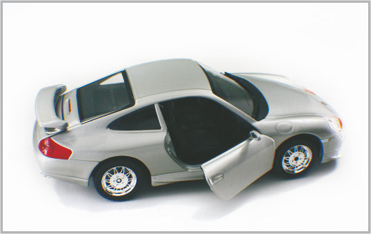 1/24 Diecast πρότυπα αυτοκίνητα κλίμακας συνήθειας κραμάτων αργυροειδή άσπρα Porsche GT3 ως σπίτι Decoratio προμηθευτής